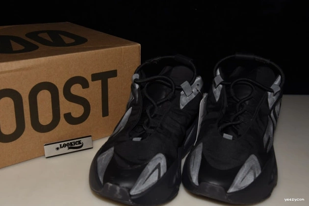 MNVN Triple Adidas 700 Black Yeezy FV4440 Boost 1212